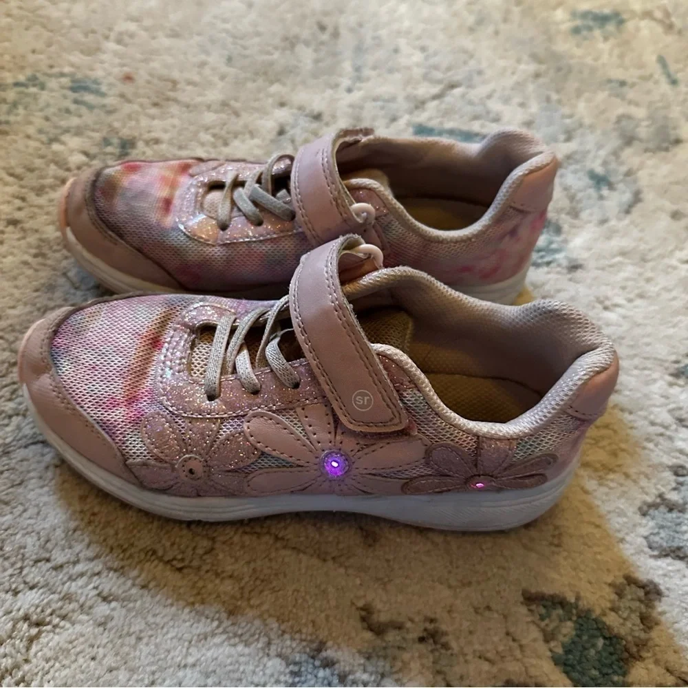 🌟3/$20🌟 Stride Rite sneakers size 1W
